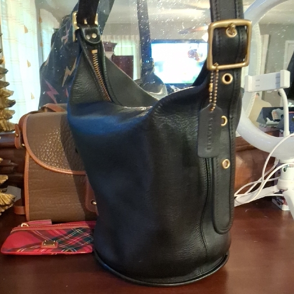 Vintage Coach Black Leather Hobo Bag - Picture 10 of 16